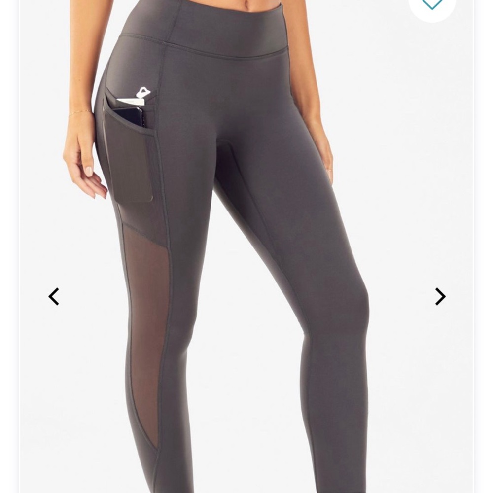 Fabletics Trinity Mid Rise with pocket 7/8